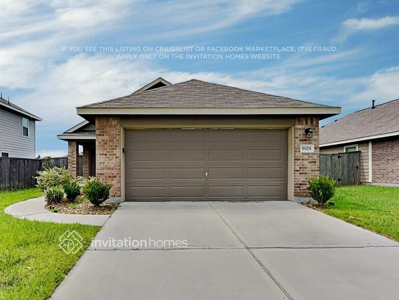 Primary Photo - 5928 Rimini Landing Ln