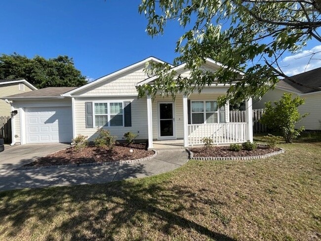 Building Photo - Welcome to this well-appointed 3-bedroom, 2-bath home in Leland, NC