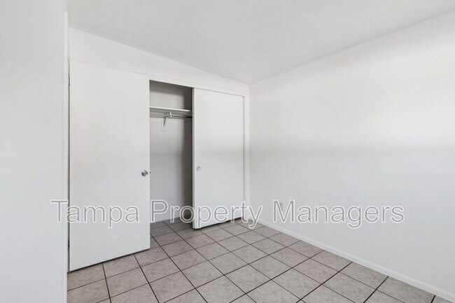 Building Photo - 5801 Emerson Ave S