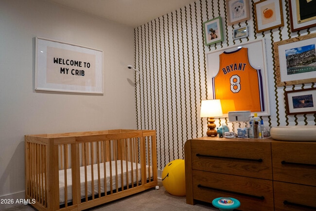 Building Photo - 8701 E Chaparral Rd