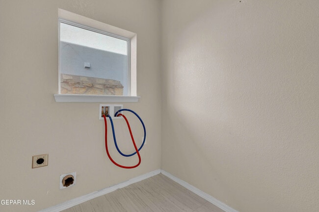 Building Photo - 11017 Bullseye St