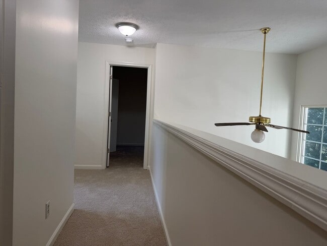 Building Photo - 106 Meridian Ct