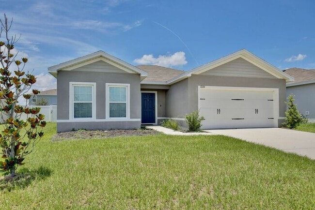 Building Photo - Effortless Living in a Modern 3-Bed Home w...