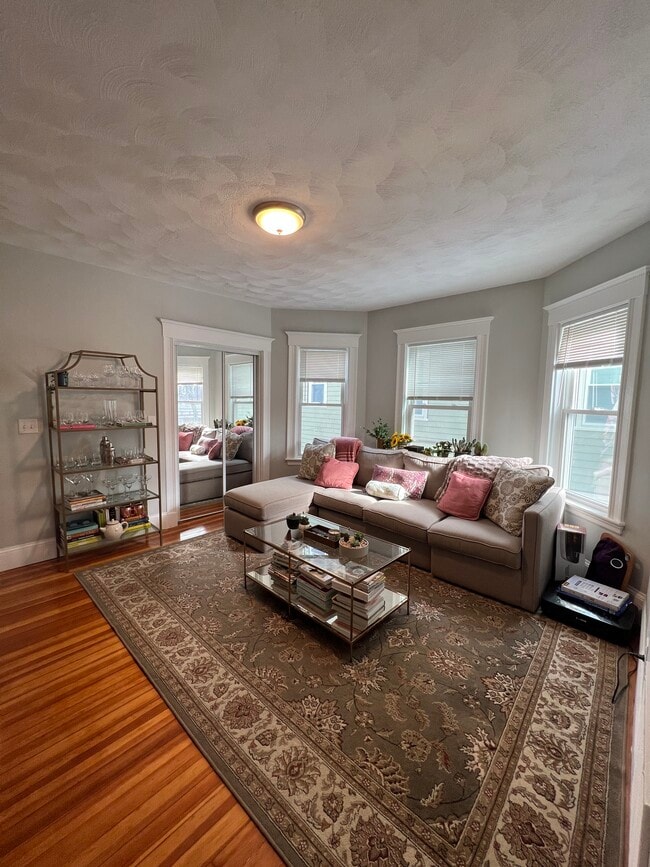 Building Photo - 307 Highland Ave