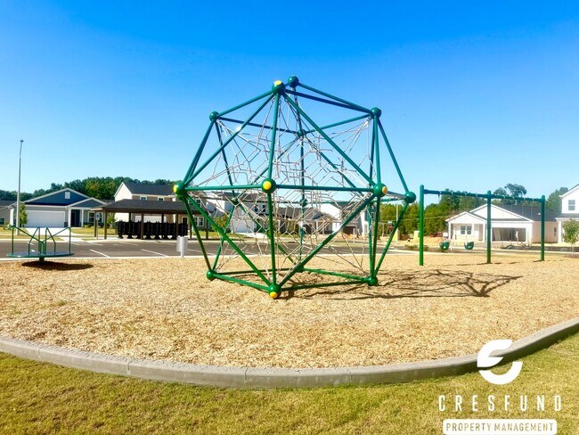 Building Photo - 473 Venetian Dr