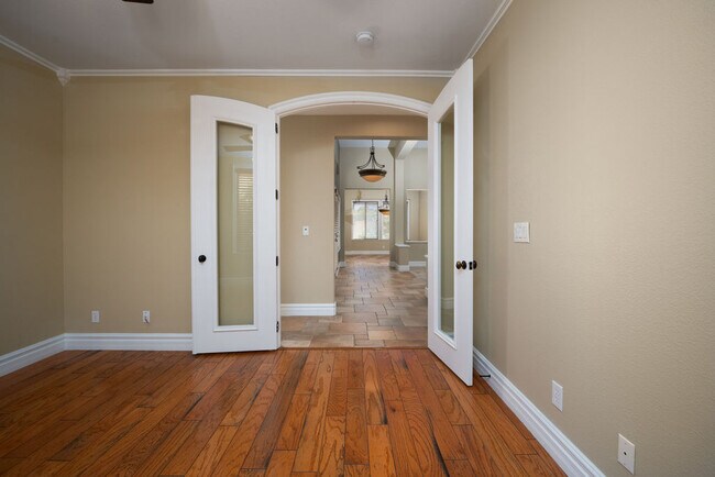 Comfortable office with hardwood floor just off the garage and main entrance - 2850 Bronzino Ct