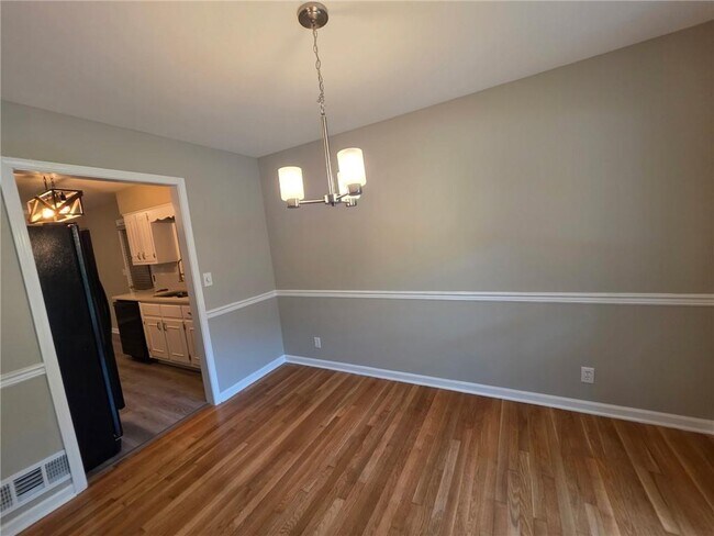 Building Photo - 4886 Candlewood Ln