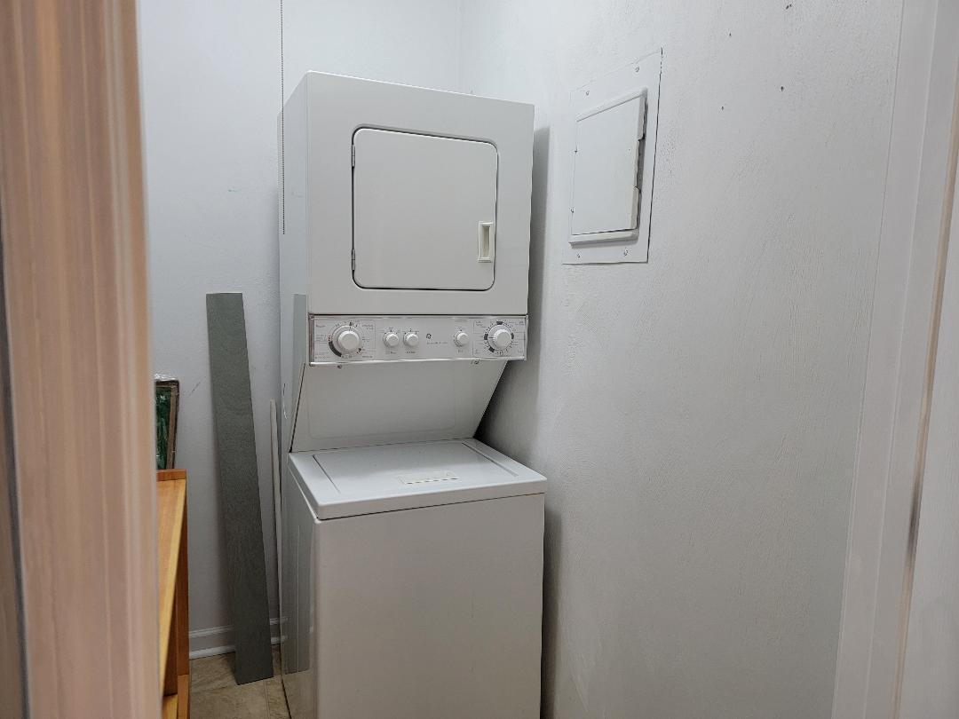 Building Photo - 1780 Liberty Ln