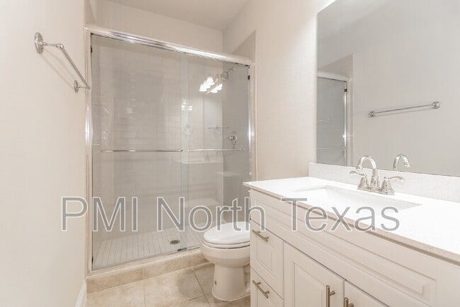 Building Photo - 4238 Shavano Dr