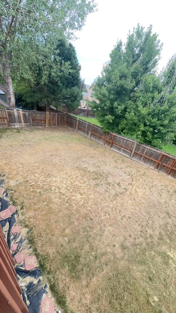 Building Photo - Spacious Antelope Meadows 5BD Home in Nort...