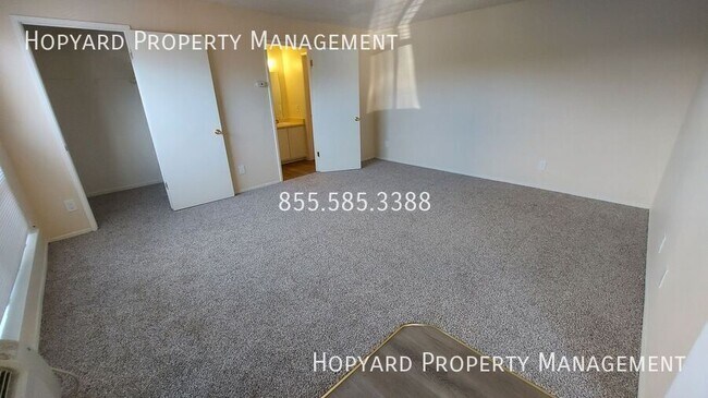 Building Photo - 5155 Arden Wy