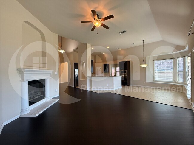 Building Photo - 7483 Hidden Cove Ln