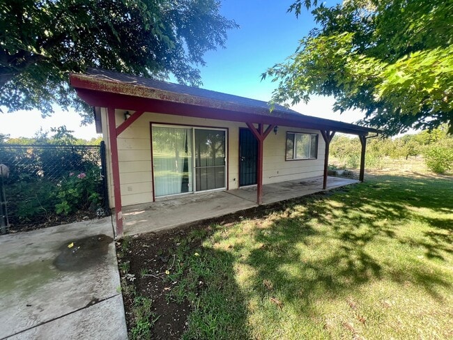 Building Photo - 11015 Shafer Ave