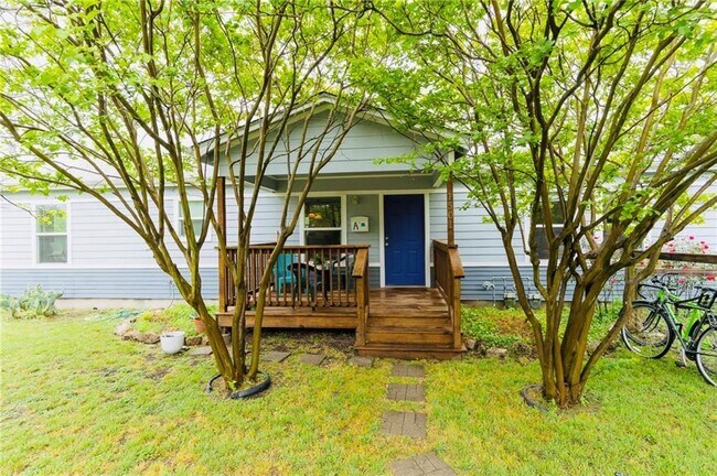 Primary Photo - 1501 Justin Ln