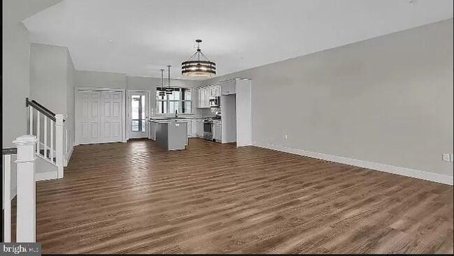 Building Photo - 131 Despina Dr