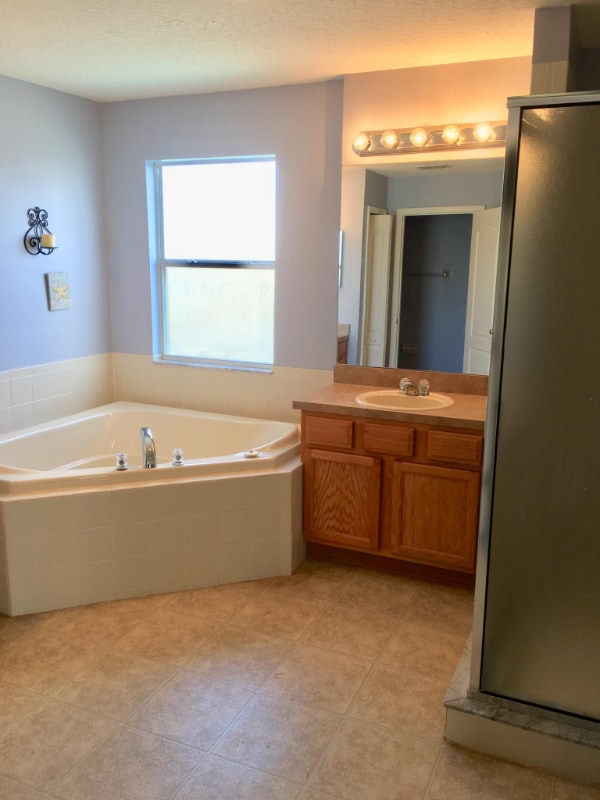 Building Photo - 8055 Spirit Ct