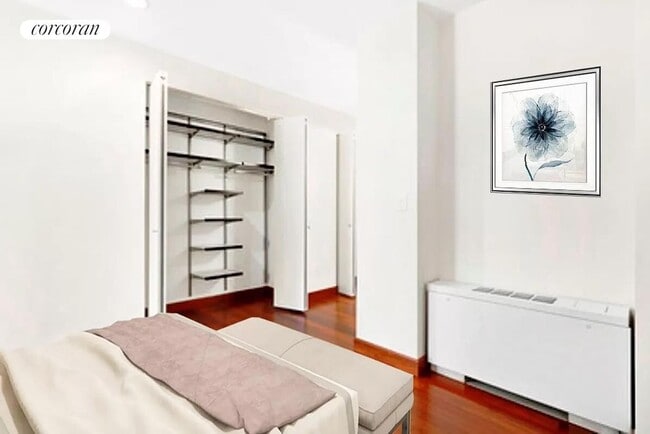 Building Photo - 305 E 63rd St