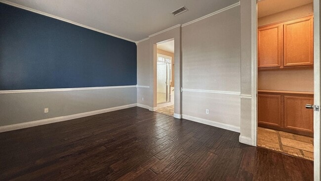 Building Photo - 1515 Shooting Star Dr