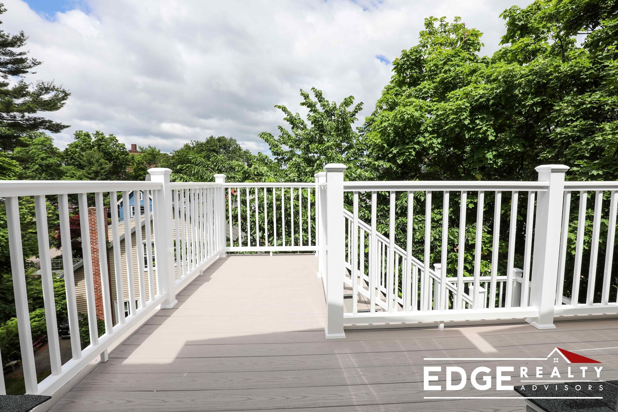 Building Photo - 121 Franklin St