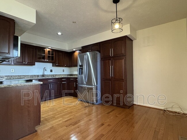 Building Photo - 12740 Wedgedale Ct