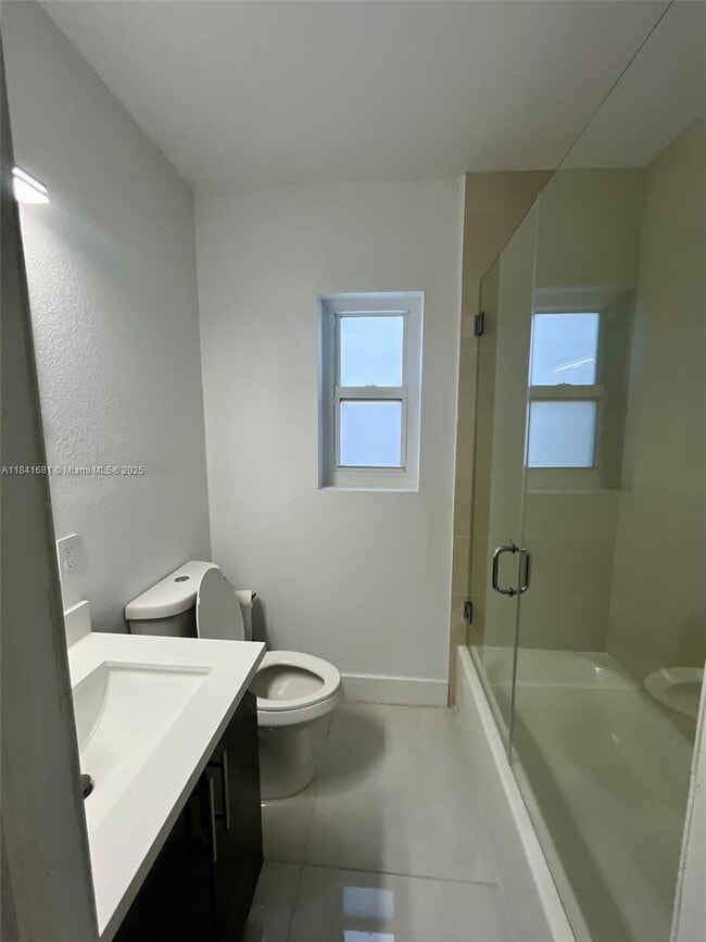 Building Photo - 1172 NE 160th Terrace