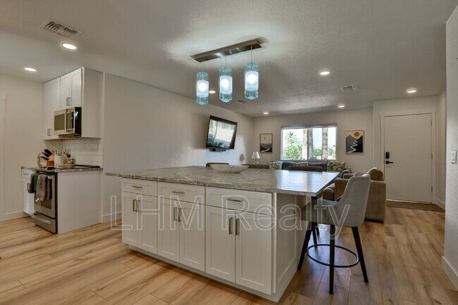 Building Photo - 1045 Leisure World