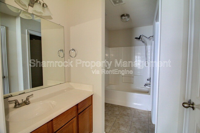 Building Photo - 1208 Maverick Trail