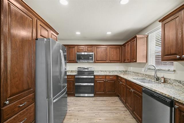 Building Photo - 1349 Hillside Dr