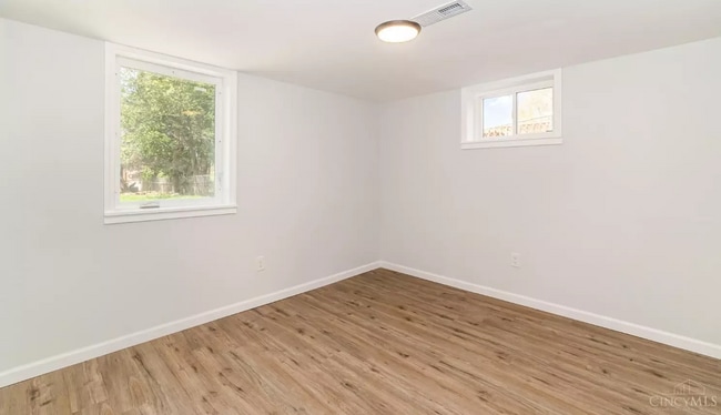 Building Photo - 6047 Yosemite Dr