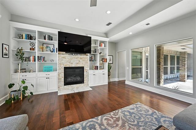 Building Photo - 6002 Costera Ln