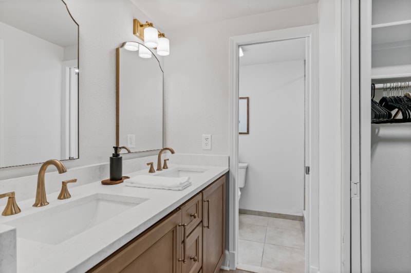 Building Photo - 12805 Mia Cir