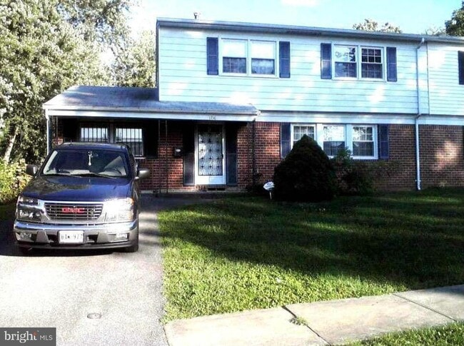 Primary Photo - 1710 Newcastle Rd