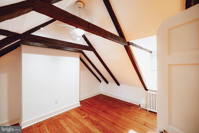 Building Photo - 407 N Washington St