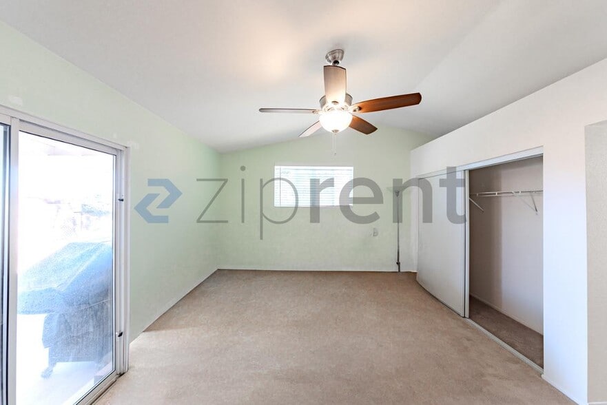 Building Photo - 38502 Juniper Tree Rd