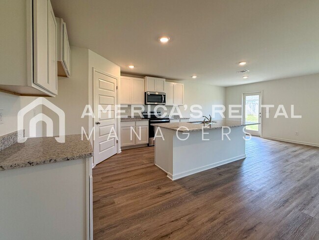 Building Photo - 11562 McCord Ln