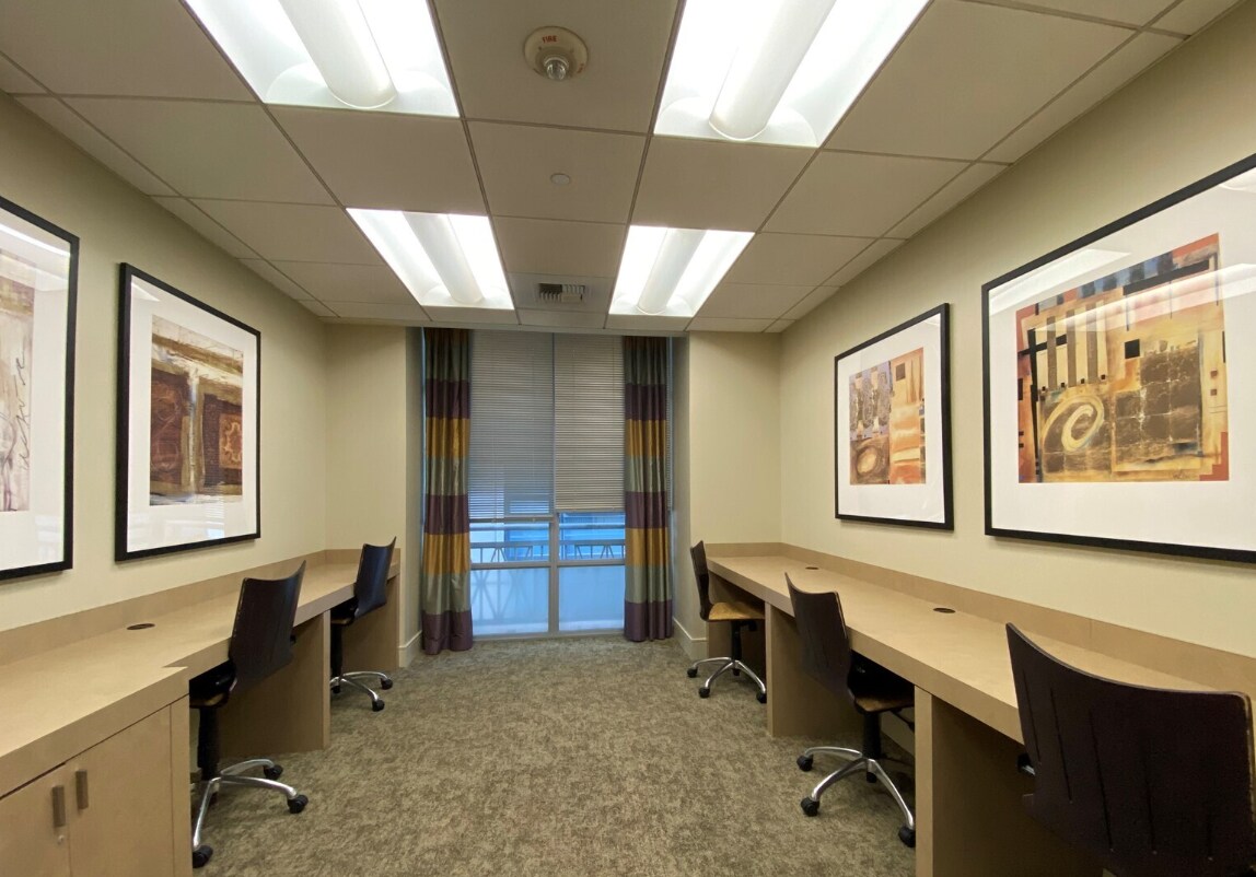 Business Center - 819 Virginia St