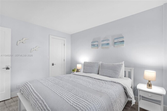 Building Photo - 4502 N Federal Hwy