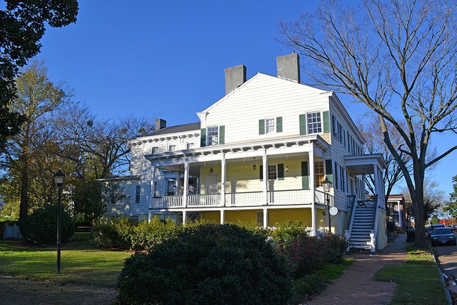 Primary Photo - 525 North St