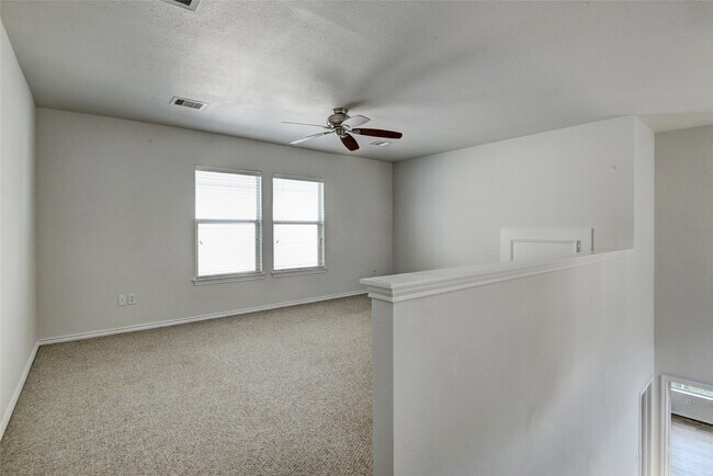 Building Photo - 7042 Plum Creek Terrace Ln