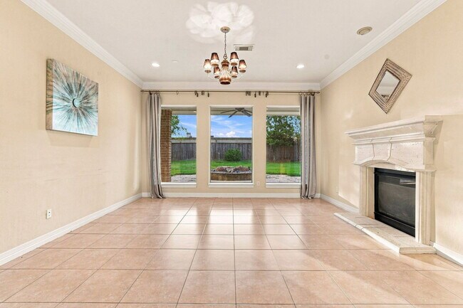 Building Photo - 1726 Parklake Village Dr