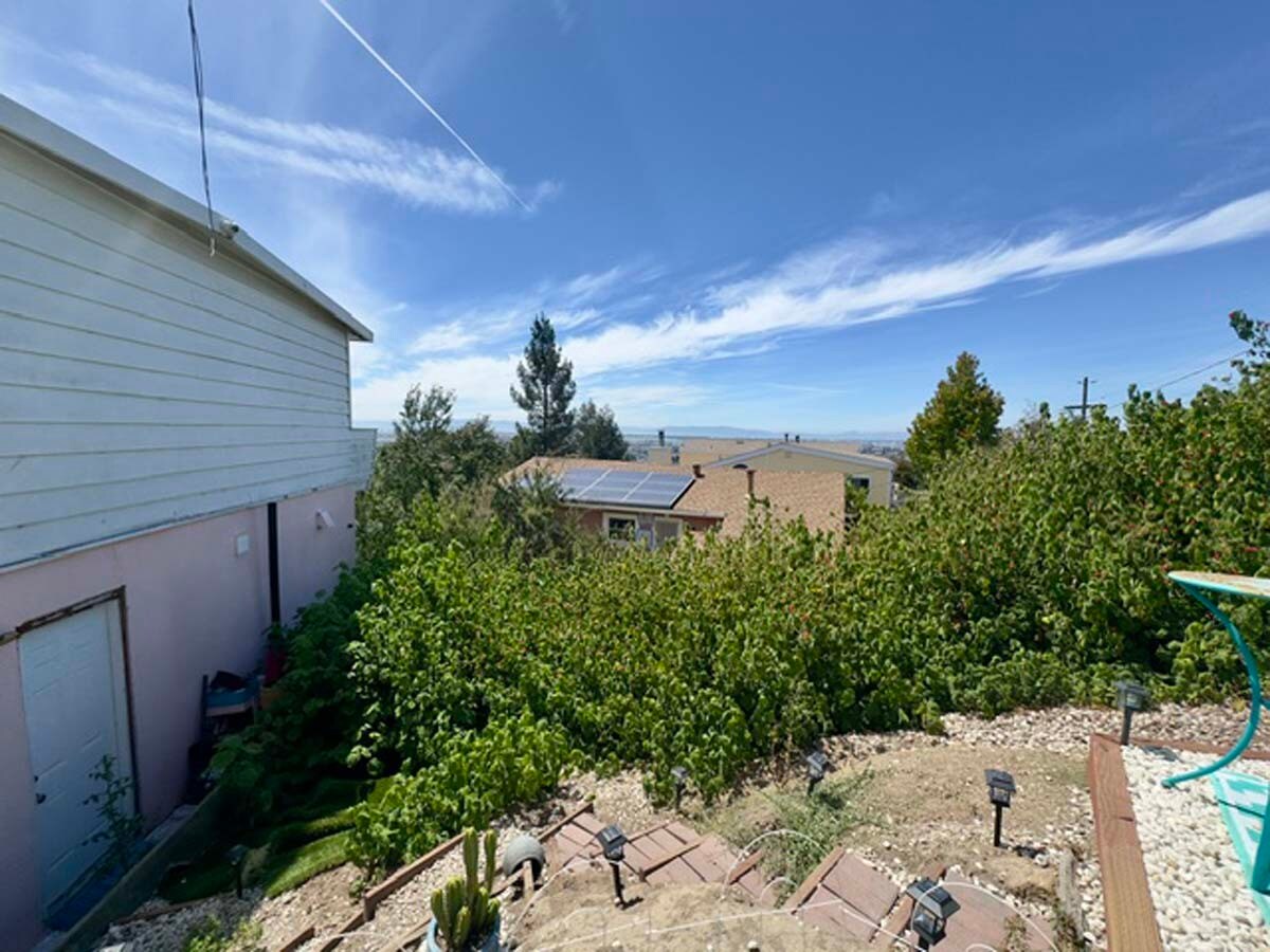 Building Photo - 6559 Simson St