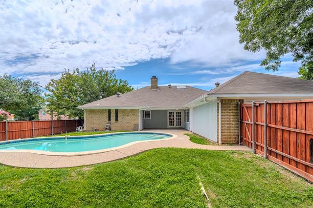 Building Photo - 2300 San Gabriel Dr
