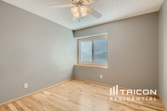 Building Photo - 1312 Miles Ct