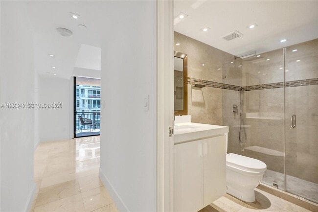 Building Photo - 10175 Collins Ave