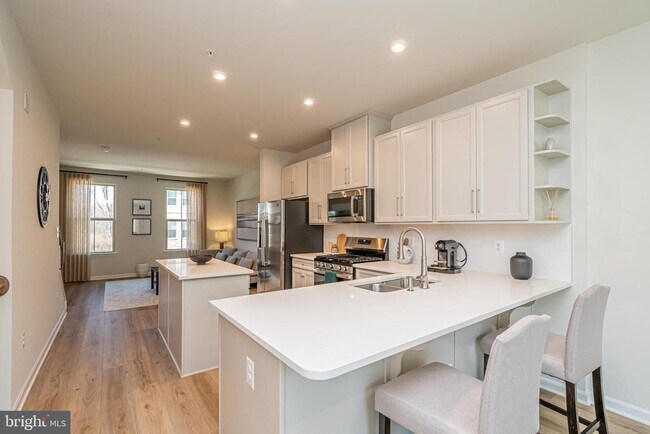 Building Photo - 3929 Small Roundtop Rd