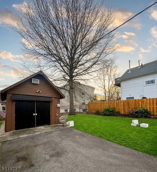 Building Photo - 244 W Scott Ave