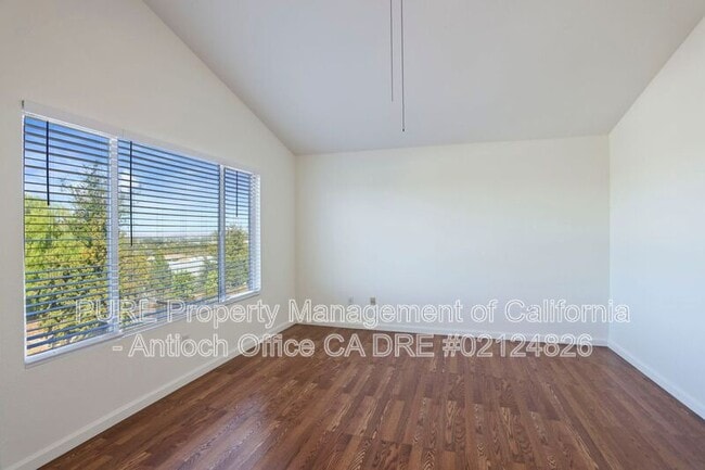 Building Photo - 2304 Yorkshire Ct