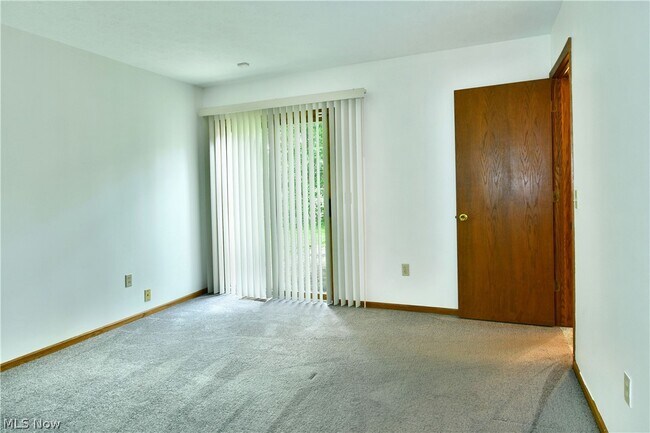 Building Photo - 2237 Cadwallader Sonk Rd