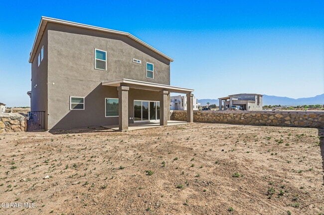 Building Photo - 904 Keenland Ave