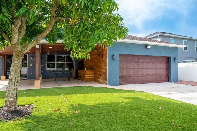 Building Photo - 14443 Golden Rain Tree Blvd